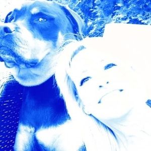 Meet your Posher, Anik